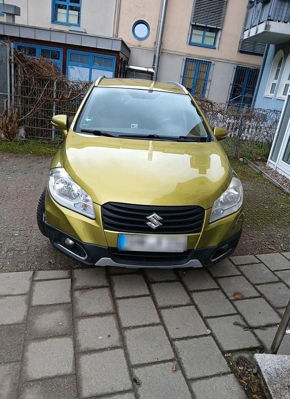 Gebraucht VW Golf VII 116 PS (85 kW) 2014 Grün Limousine