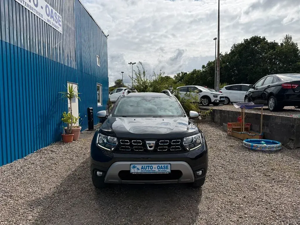 Gebraucht Dacia Duster Prestige 114 PS (83 kW) 2018 Schwarz SUV