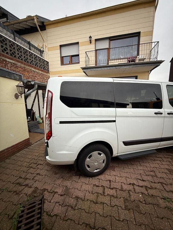 Gebraucht Ford Transit 105 PS (77 kW) 2019 Weiß Van / Kleinbus