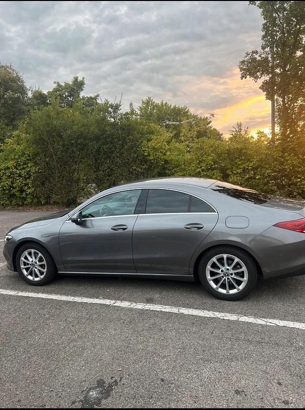 Gebraucht Mercedes CLA200 163 PS (119 kW) 2022 Grau Coupé