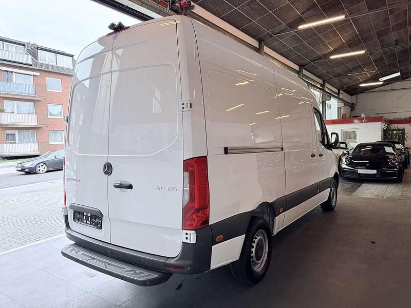 Gebraucht Mercedes Sprinter 150 PS (110 kW) 2025 Arktikweiss Van