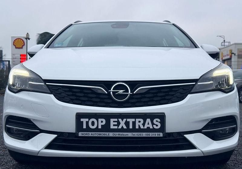 Weiß Gebraucht 2021 Opel Astra Edition Kombi | 10.990 € (Guter Preis) - Bild 1/4