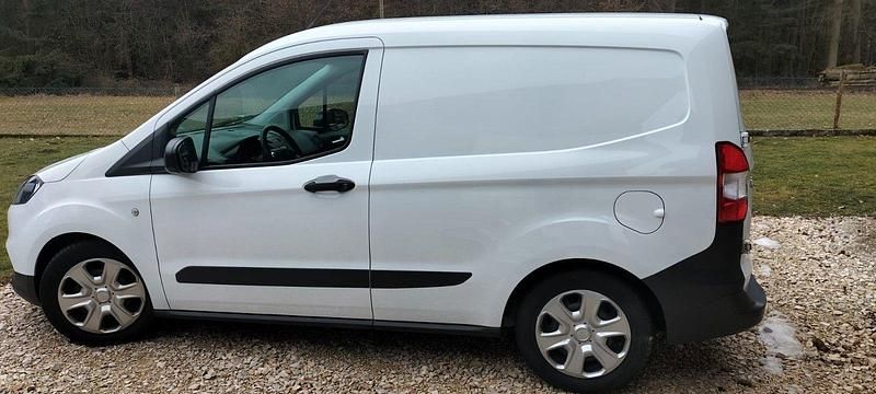 Gebraucht Ford Transit 75 PS (55 kW) 2022 Schwarz Van / Kleinbus