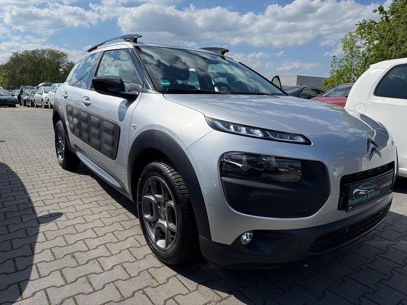 Gebraucht Citroën C4 Cactus Feel 99 PS (72 kW) 2015 Grau Kleinwagen