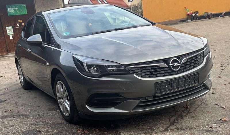 Gebraucht Opel Astra 131 PS (96 kW) 2020 Grau Limousine