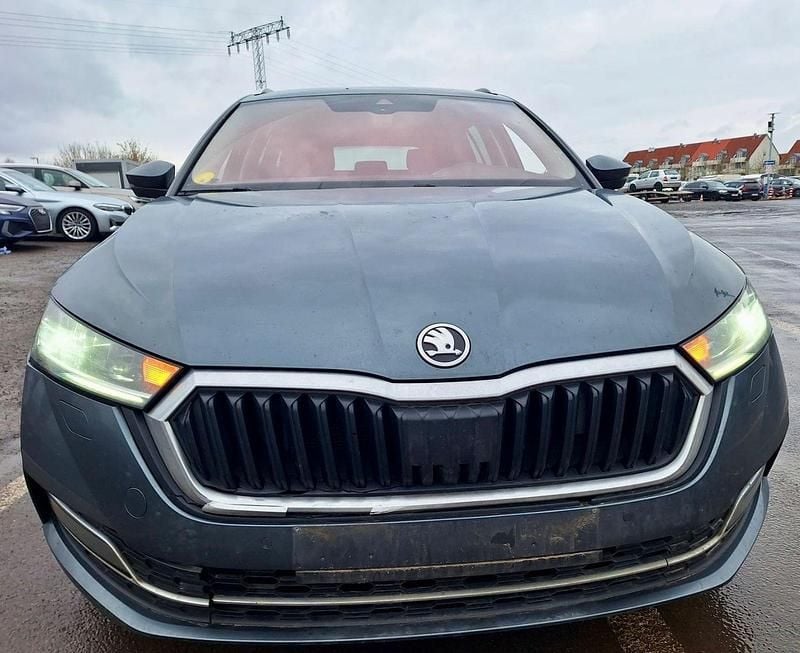 Gebraucht Skoda Octavia 150 PS (110 kW) 2021 Grau Kombi