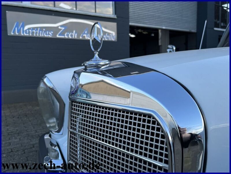 Weiß Gebraucht 1965 Mercedes W111 Limousine | 30.900 € - Bild 1/4