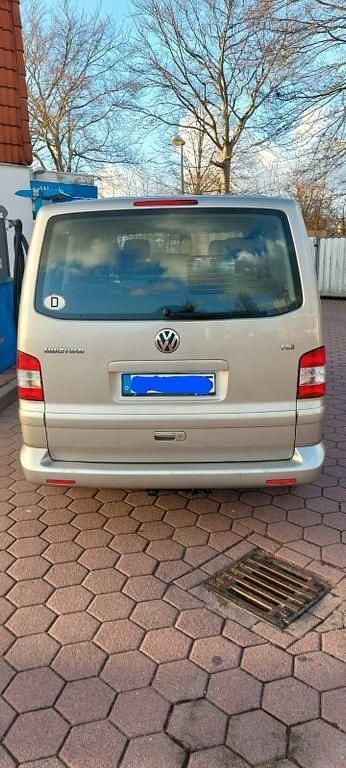 Usata VW T5 101 CV (74 kW) 2009 Oro Furgone