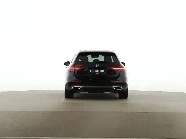 Gebraucht Mercedes C300e 313 PS (230 kW) 2023