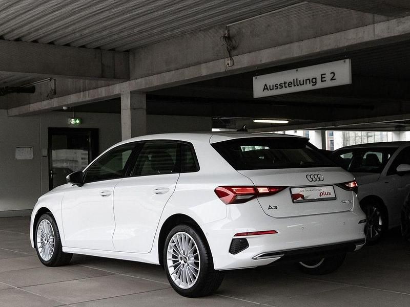 Gebraucht Audi A3 Advanced Plus 110 PS (80 kW) 2023 Ibisweiß Limousine