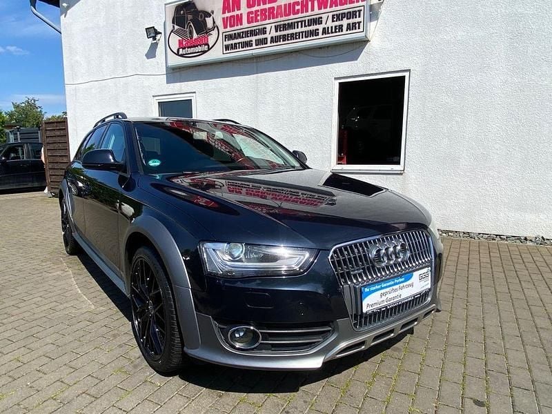 Blau Gebraucht 2012 Audi A4 Allroad Sport Kombi | 14.990 € (Fairer Preis) - Bild 1/4