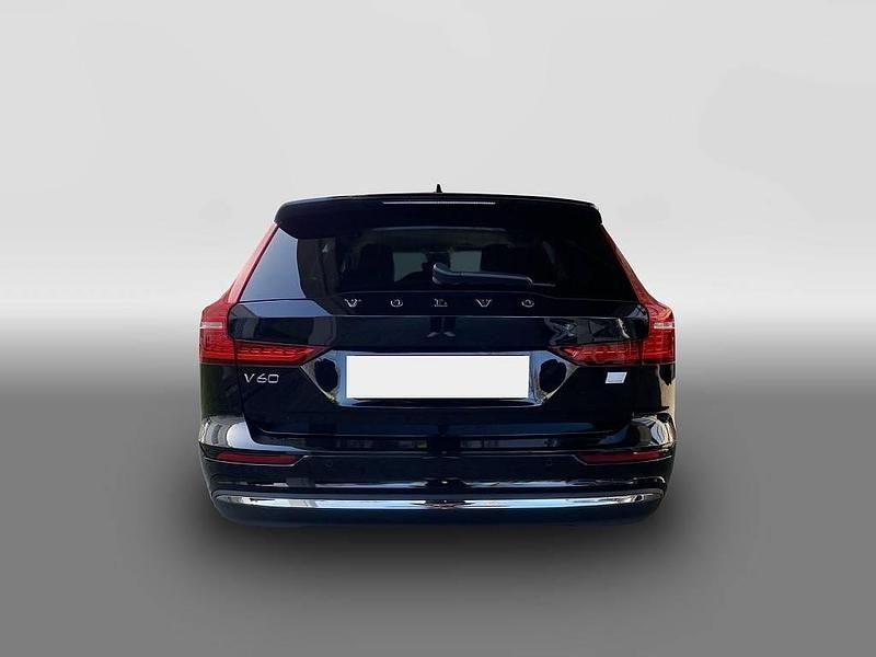 Gebraucht Volvo V60 Core 455 PS (334 kW) 2023 Schwarz Kombi
