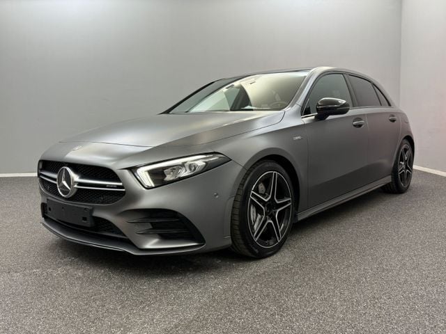 Grau Gebraucht 2020 Mercedes A35 AMG AMG Limousine | 31.999 € (Fairer Preis) - Bild 1/4