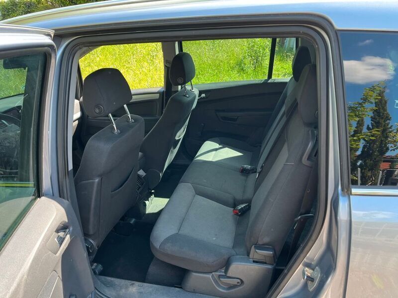 Gebraucht Opel Zafira 120 PS (88 kW) 2007 Silber Van / Kleinbus
