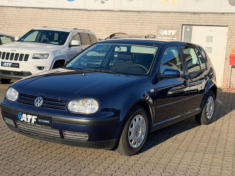 Gebraucht VW Golf IV Edition 75 PS (55 kW) 2001 Blau Limousine