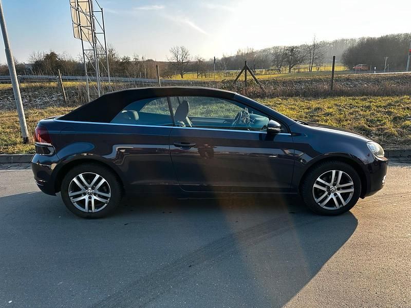 Gebraucht VW Golf VI 105 PS (77 kW) 2012 Violet Kleinwagen