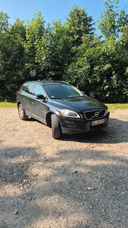 Schwarz Gebraucht 2013 Volvo XC60 SUV | 9.150 € (Guter Preis) - Bild 1/4