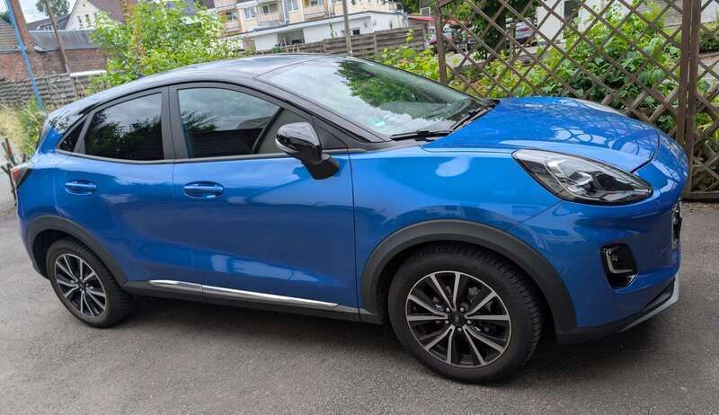 Blau Gebraucht 2020 Ford Puma Titanium SUV | 15.000 € (Superpreis) - Bild 1/3