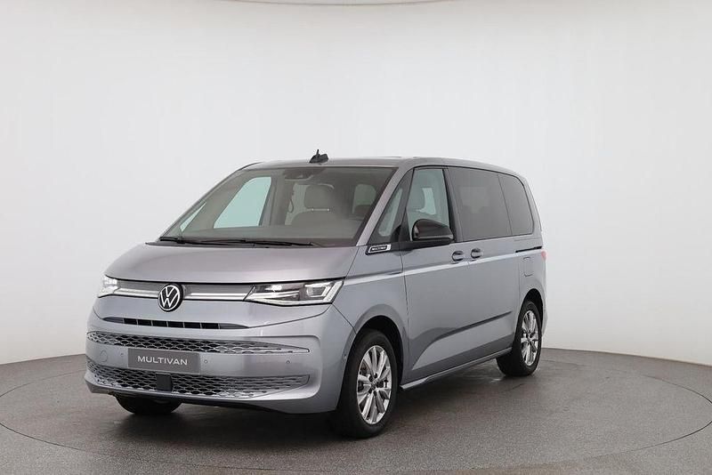 Silber Neu 2025 VW Multivan Style Van | 58.990 € (Fairer Preis) - Bild 1/4