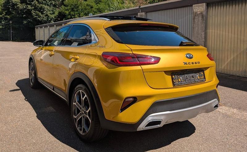 Gebraucht Kia XCeed Launch Edition 204 PS (150 kW) 2020 Gold SUV