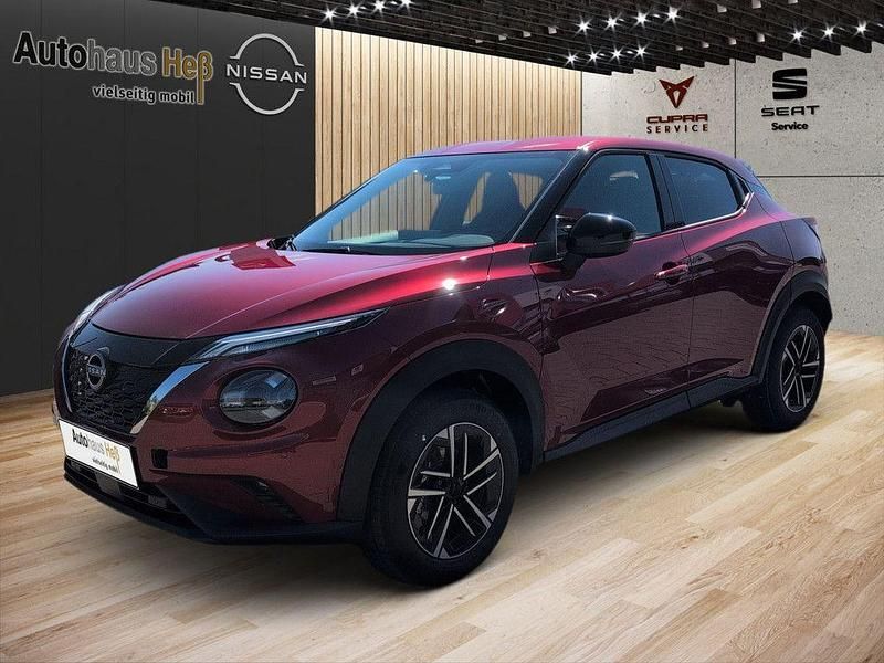 Fuji sunset red Neu 2025 Nissan Juke N-Connecta SUV | 27.790 € (Fairer Preis) - Bild 1/4