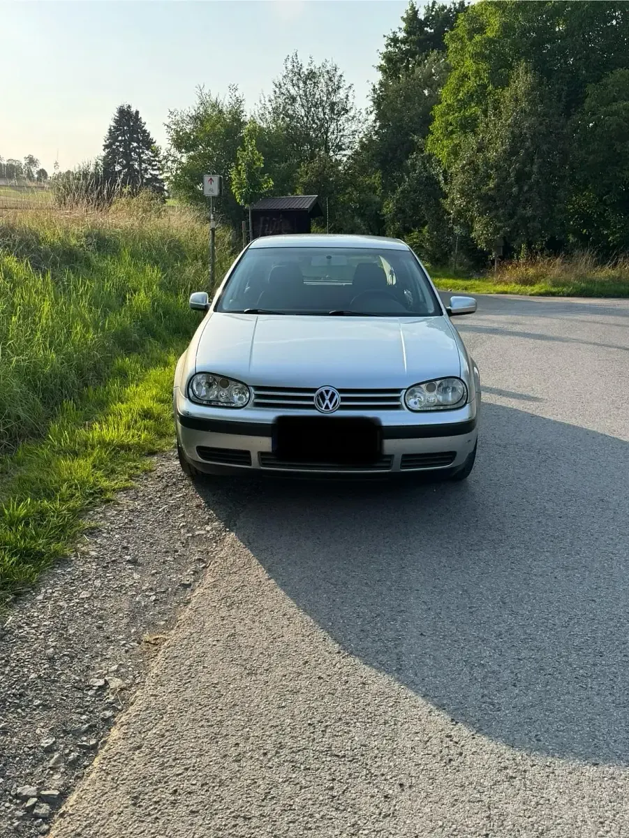 Gebraucht VW Golf IV 75 PS (55 kW) 2002 Silber Kleinwagen