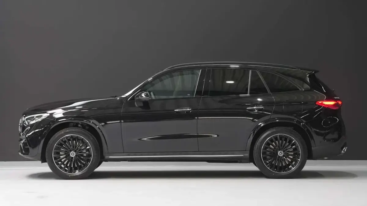 Neu Mercedes GLC300 AMG line 204 PS (150 kW) 2026 Schwarz SUV