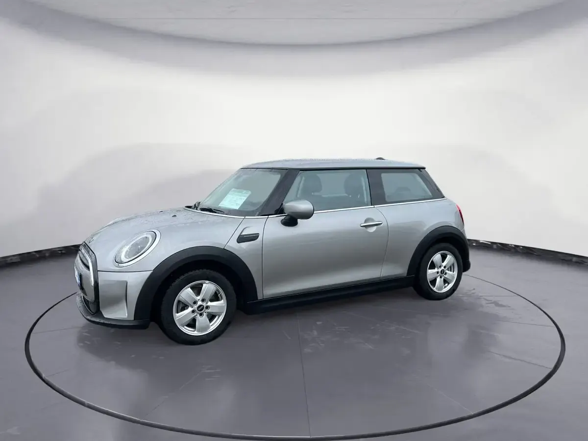 Gebraucht Mini Cooper Essential 136 PS (100 kW) 2022 Silber Kleinwagen