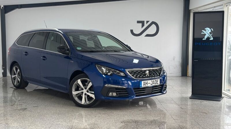 Blau Gebraucht 2018 Peugeot 308 Allure GT-Line Kombi | 12.950 € (Fairer Preis) - Bild 1/4