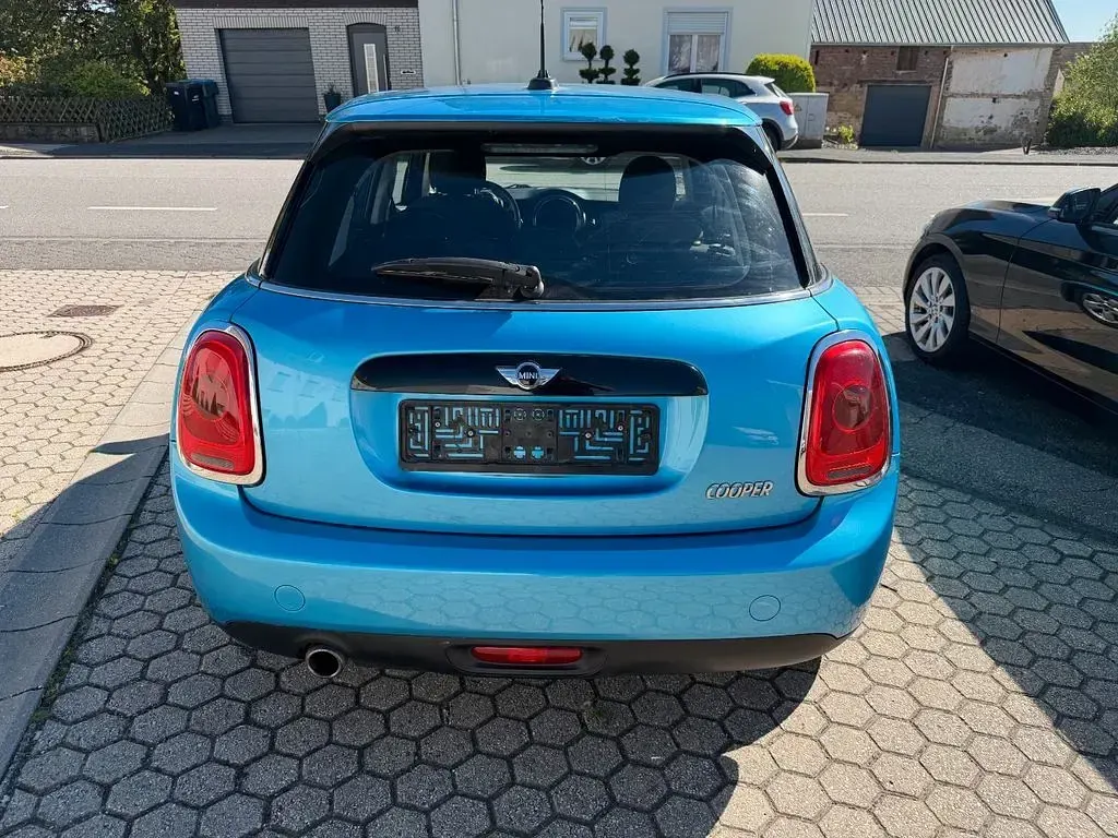 Gebraucht Mini Cooper 136 PS (100 kW) 2016 Blau Kleinwagen