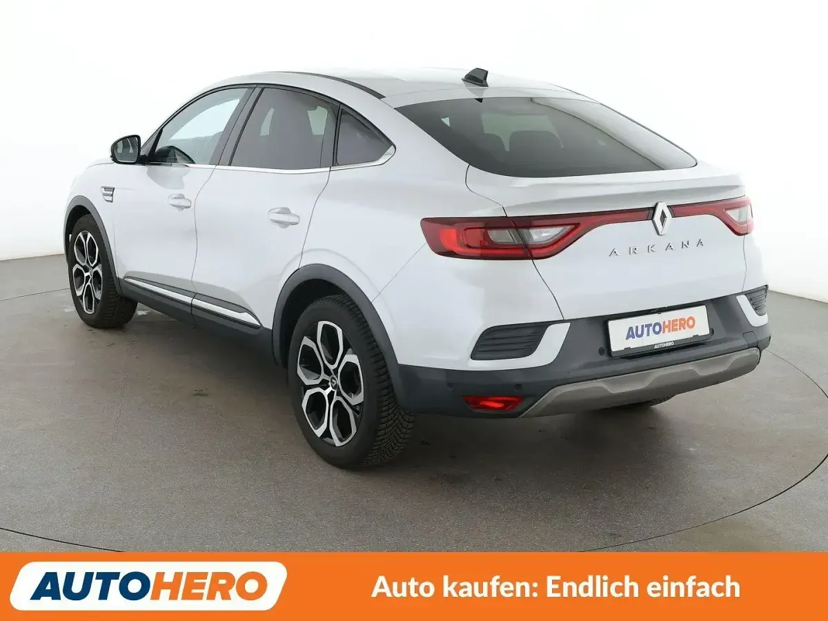 Gebraucht Renault Arkana Intens 140 PS (102 kW) 2022 Weiß SUV