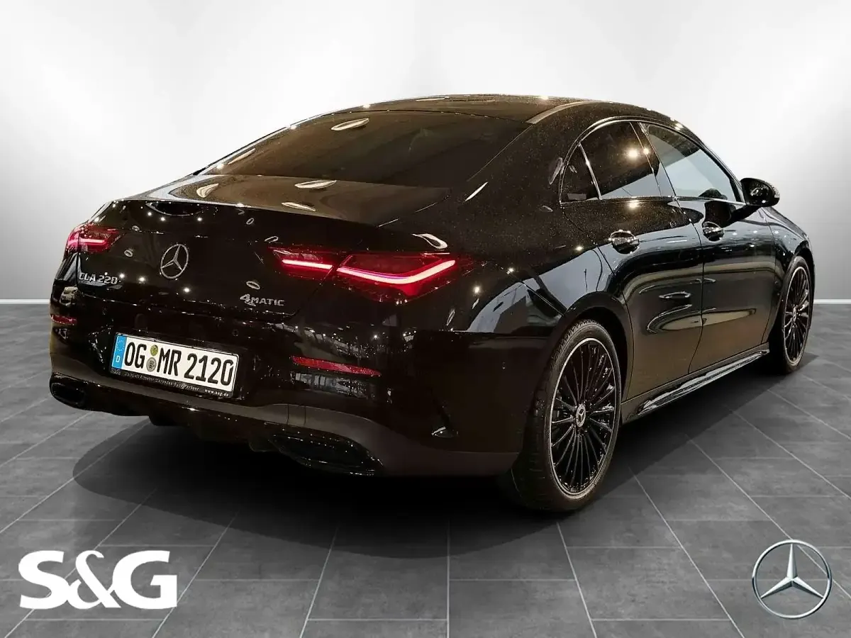 Gebraucht Mercedes CLA220 AMG 190 PS (139 kW) 2026 Metalliclack kosmosschwarz Limousine