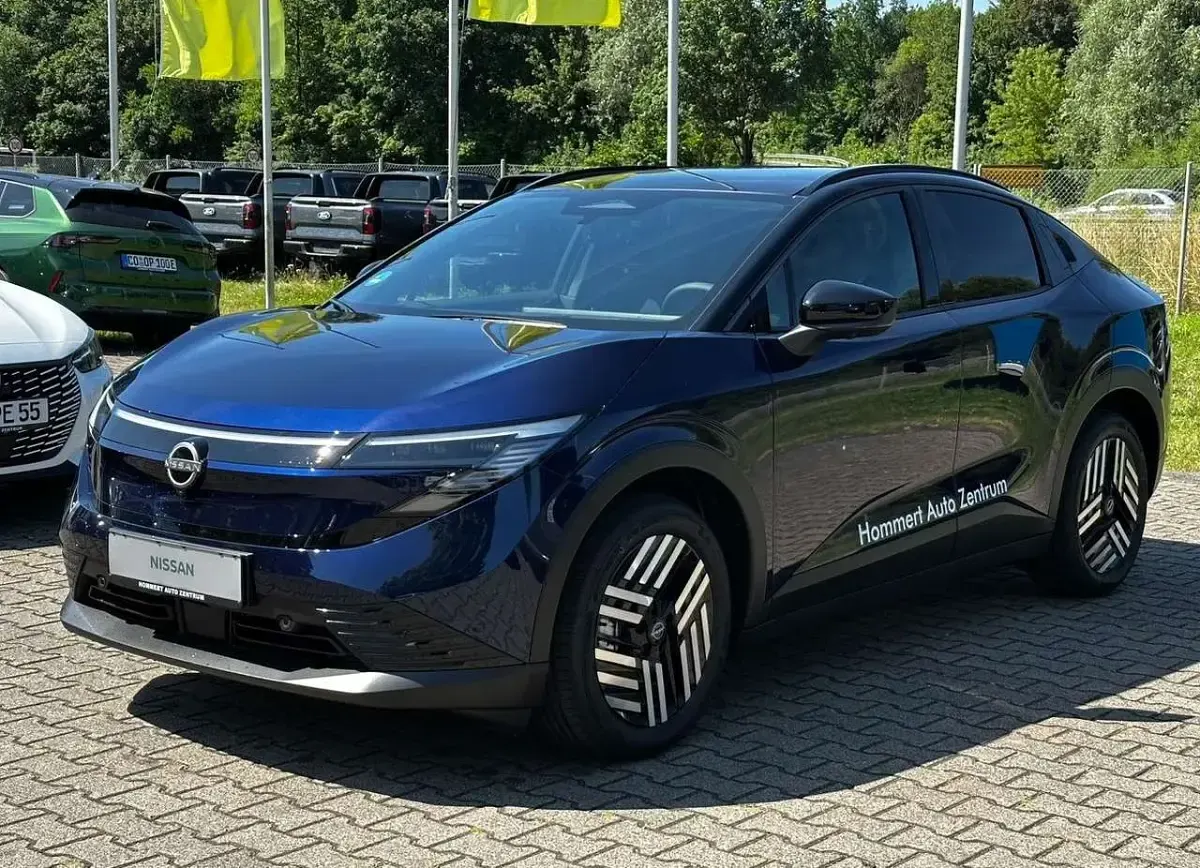 Neu Nissan Leaf Advance 160 kW (218 PS) 2026 Blau SUV