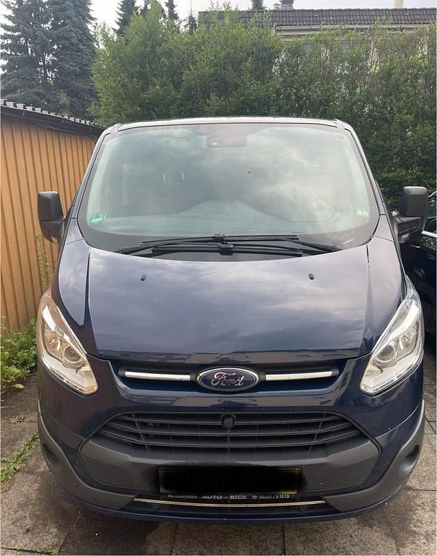 Second-hand Ford Transit Custom 131 CP (96 kW) 2018 Albastru Monovolum
