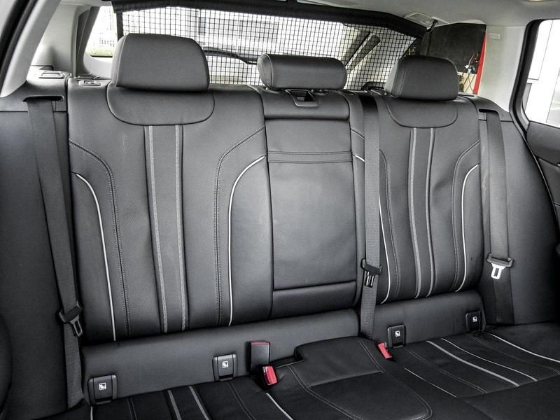 Gebraucht BMW 540 Shadowline 340 PS (250 kW) 2022 Grau Kombi