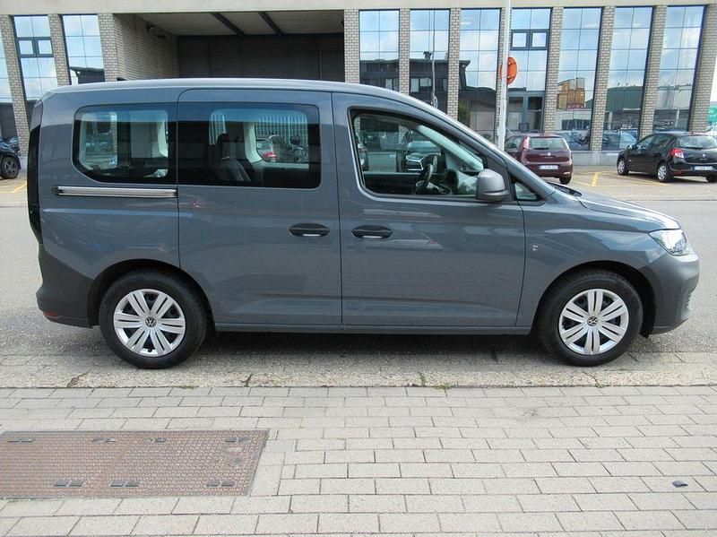 Gebraucht VW Caddy 114 PS (83 kW) 2022 Grau Van / Kleinbus