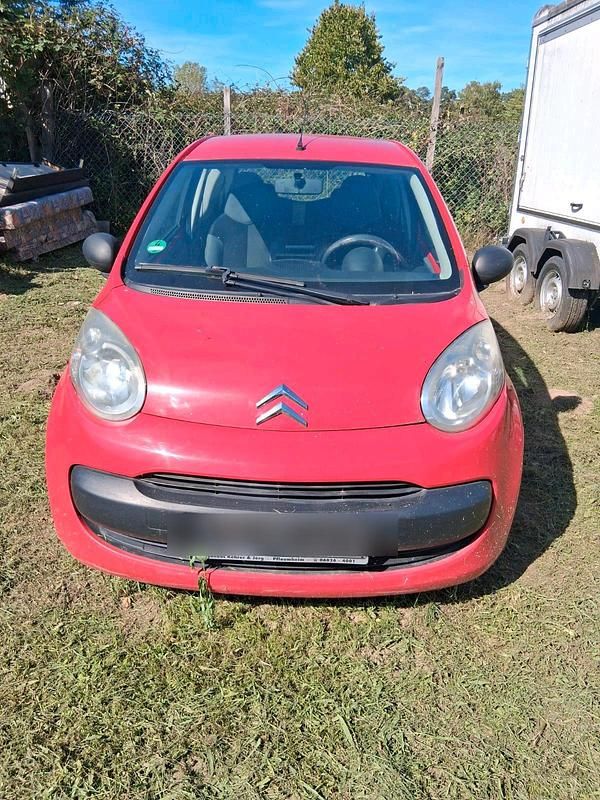 Rot Gebraucht 2007 Citroën C1 Kleinwagen | 500 € - Bild 1/4