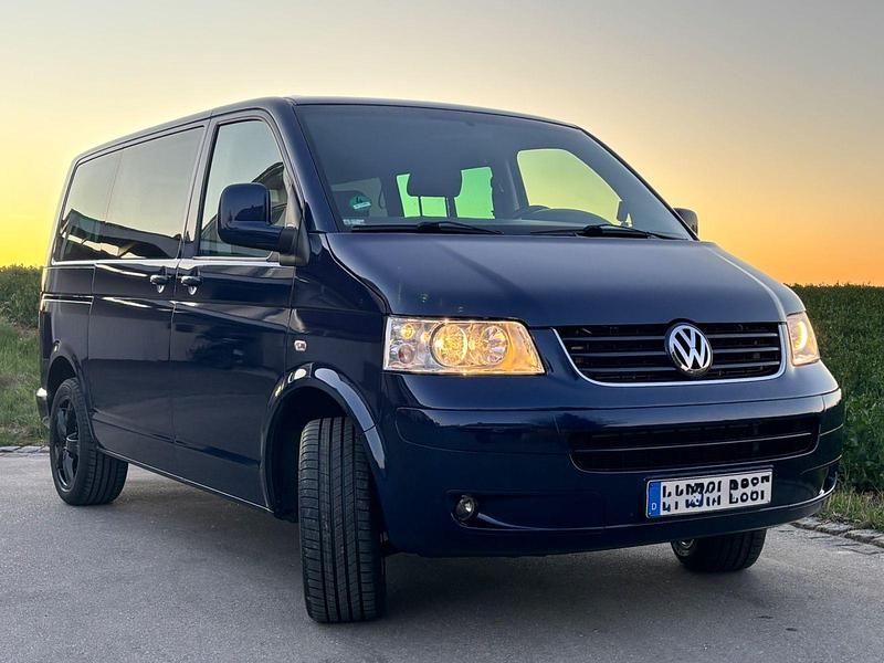 Blau Gebraucht 2008 VW Multivan Edition Van | 15.350 € (Fairer Preis) - Bild 1/4