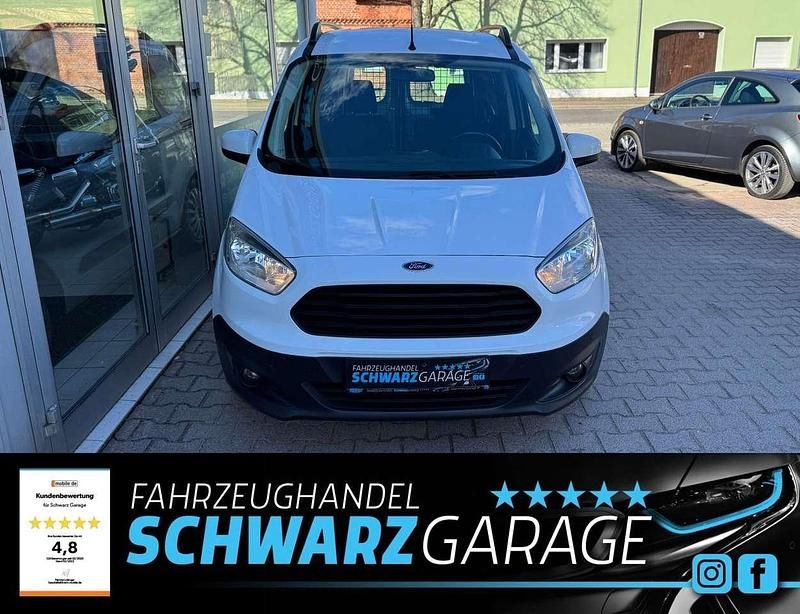 Gebraucht Ford Transit Trend 97 PS (71 kW) 2016 Frostweiß Van / Kleinbus