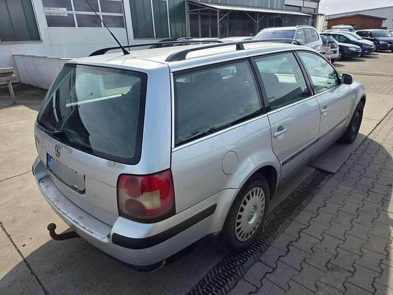 Gebraucht VW Passat Comfortline 101 PS (74 kW) 2003 Other Kombi