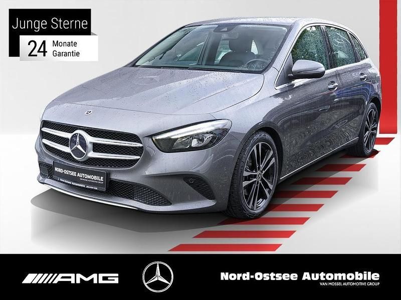 Grau Gebraucht 2020 Mercedes B200 Progressive Van / Kleinbus | 25.990 € (Fairer Preis) - Bild 1/4