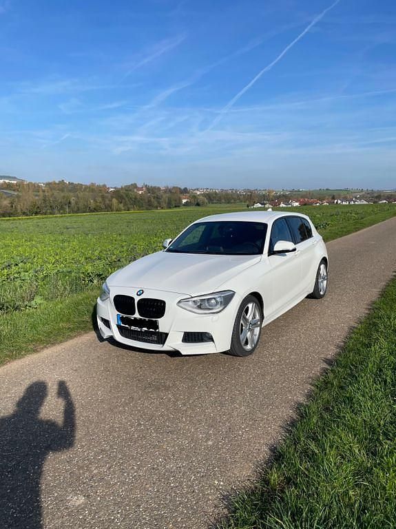 Gebraucht BMW 125 Performance 218 PS (160 kW) 2014 Weiß Kleinwagen