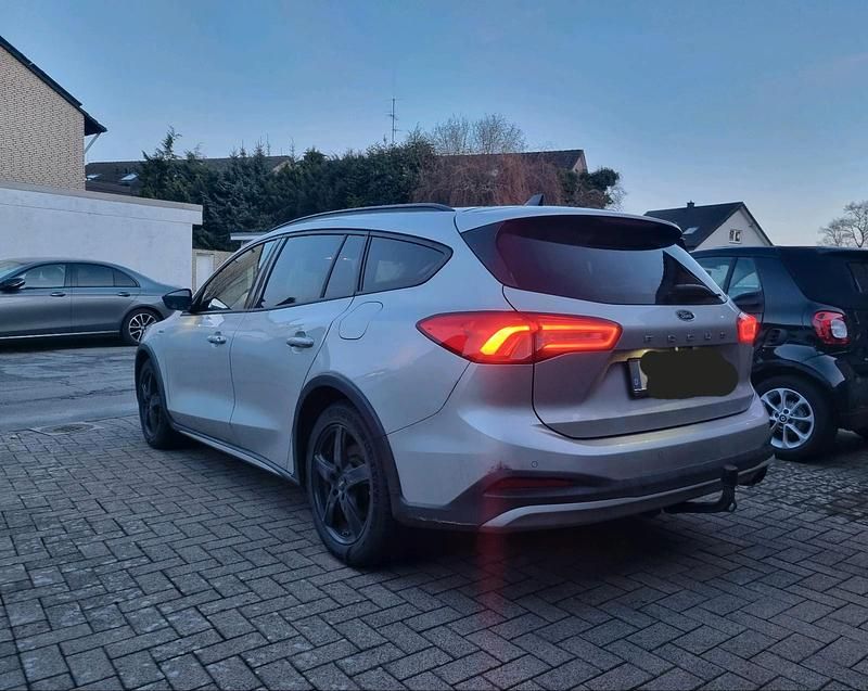 Gebraucht Ford Focus 150 PS (110 kW) 2019 Kombi