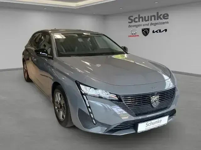 Gebraucht Peugeot 308 Active 131 PS (96 kW) 2024 Grau Limousine
