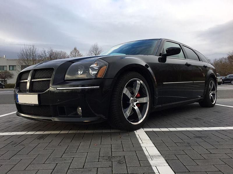 Schwarz Gebraucht 2007 Chrysler 300C Touring Kombi | 19.800 € - Bild 1/4