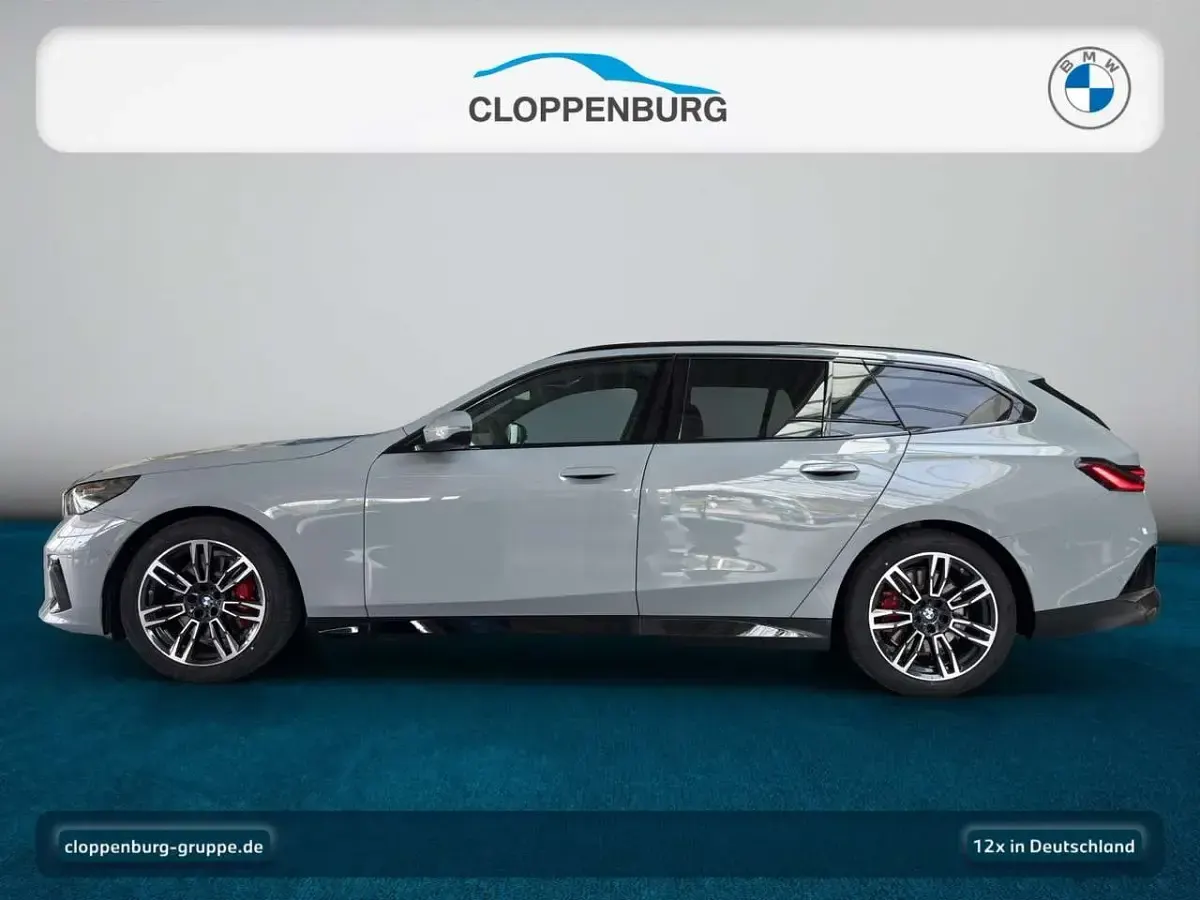 Neu BMW 520 M Sport 197 PS (144 kW) 2026 Grau Kombi