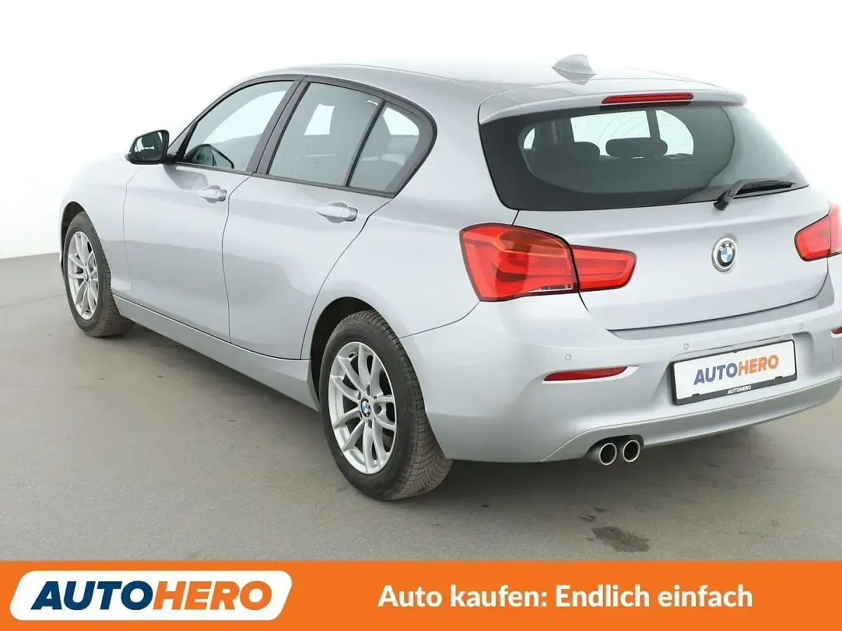 Używany BMW 120 Advantage 184 KM (135 kW) 2019 Szary Hatchback