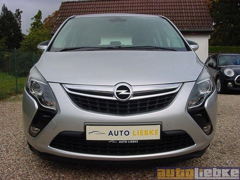 Gebraucht Opel Zafira Tourer S 165 PS (121 kW) 2014 Argonsilbermetallic Van / Kleinbus