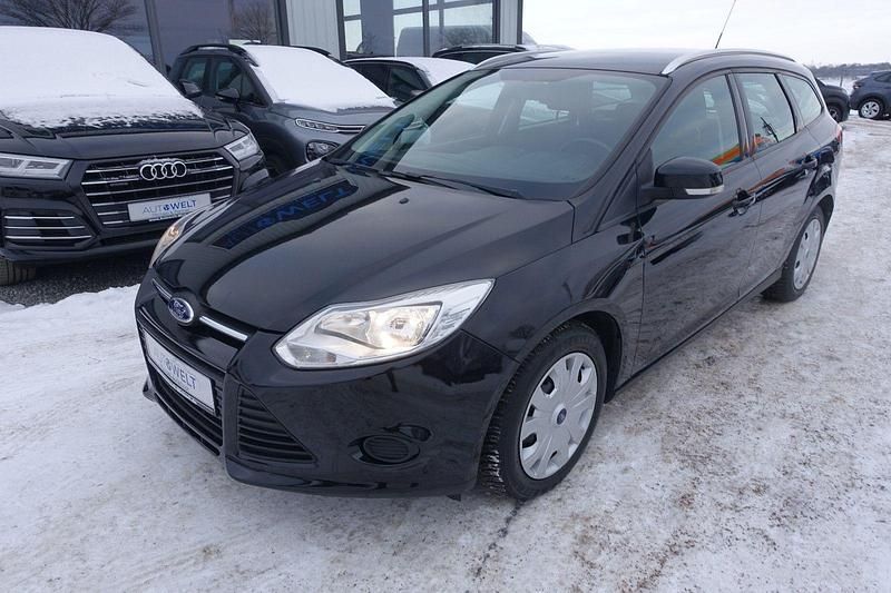 Gebraucht Ford Focus 101 PS (74 kW) 2014 Schwarz Kombi