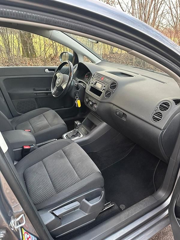 Gebraucht VW Golf V 102 PS (75 kW) 2009 Grau Kombi